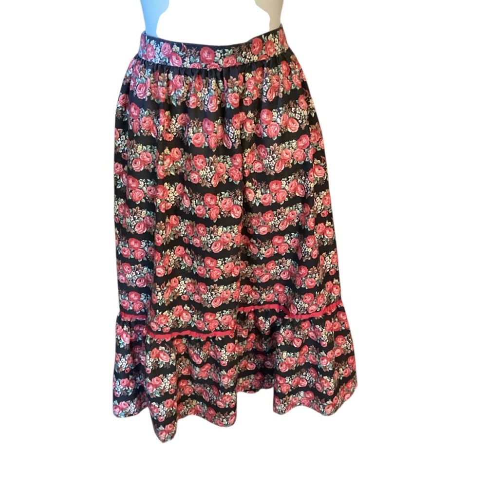 Vintage Cottagecore Feminine Roses Floral Black Ruffled Spring Summer Maxi Skirt
